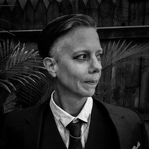 Meet your Posher, Darien